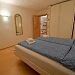 Lägenhet Lora, La Emeline