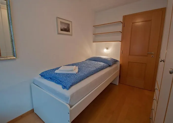 Lora, La Emeline * 采尔马特