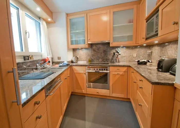 Lora, La Emeline 公寓